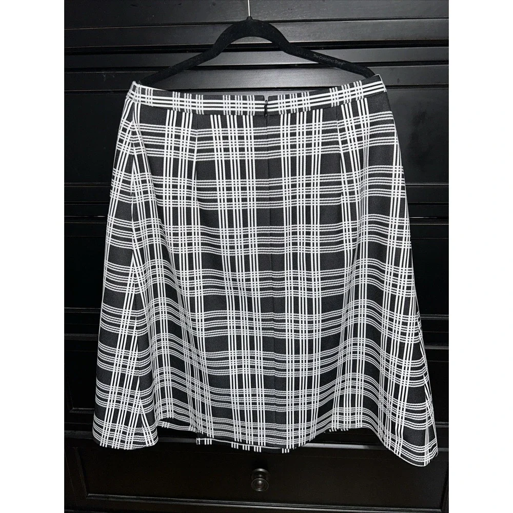 Classiques Entier Women Skirt 8 Black Plaid Box Pleat Retro Glam Corp Office Y2K